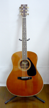 レンタル用のアコースティックギター